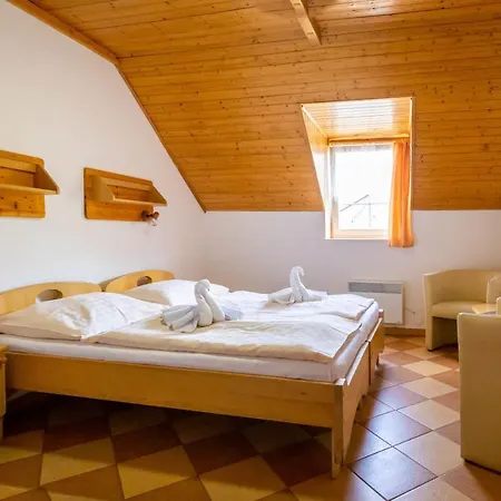 Hotel Horsky Rajska Bouda Malenovice (Moravia-Silesia)